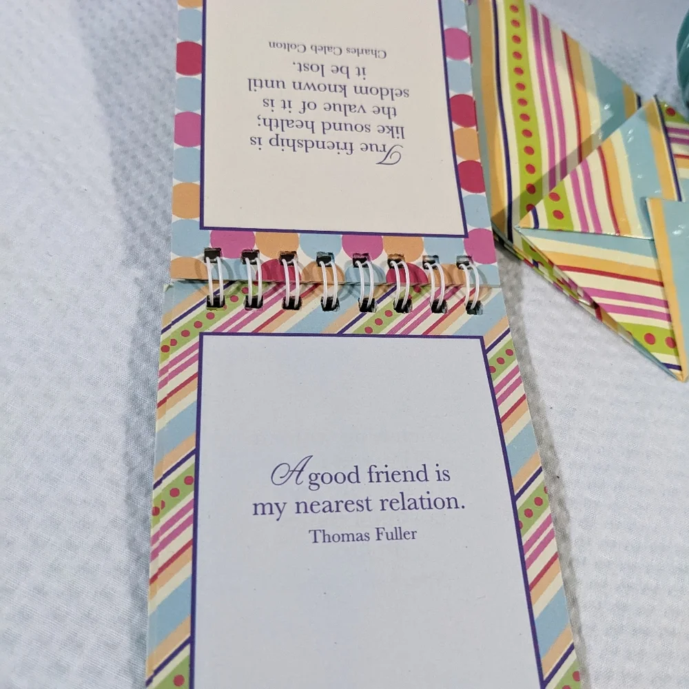 💛 Friends Forever Desk Quote Book Notepads Pens & Giftbag 6 Pc SET